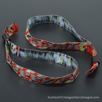 Hot Selling cloth woven band fabric wristband for sport with one time use plastic clip